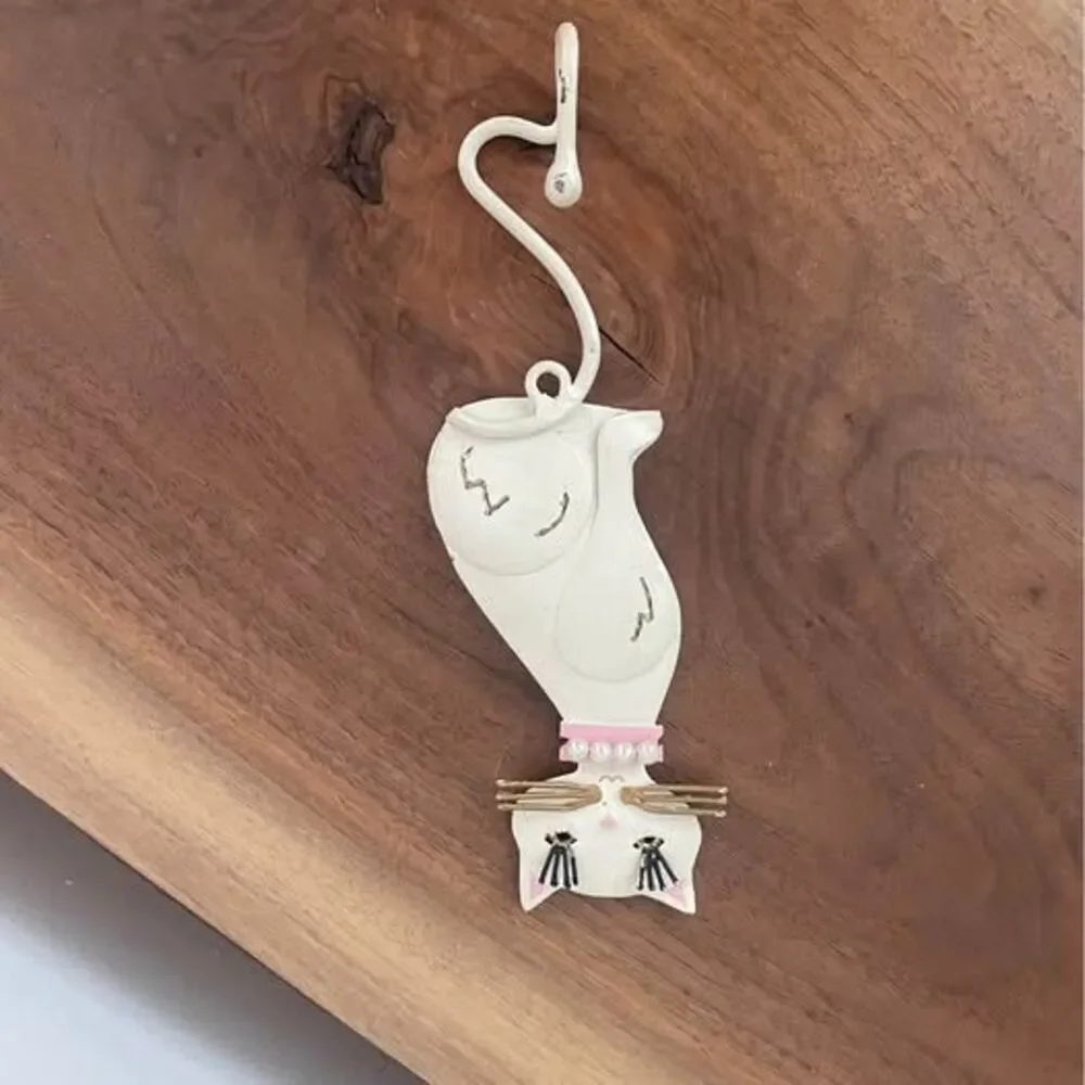 Vintage Style Metal Cat Wall Hook